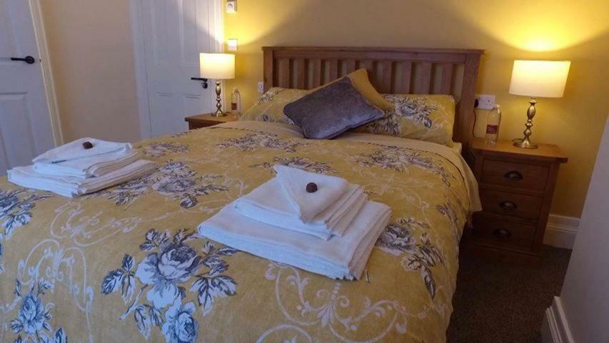 The Rose Luxury Self Catering Accommodation Armagh Esterno foto